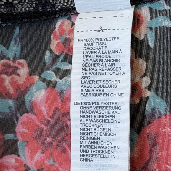 F21 | Moody Floral Sheer Lace Trim Belted Lingerie Mini Robe - Picture 15 of 15